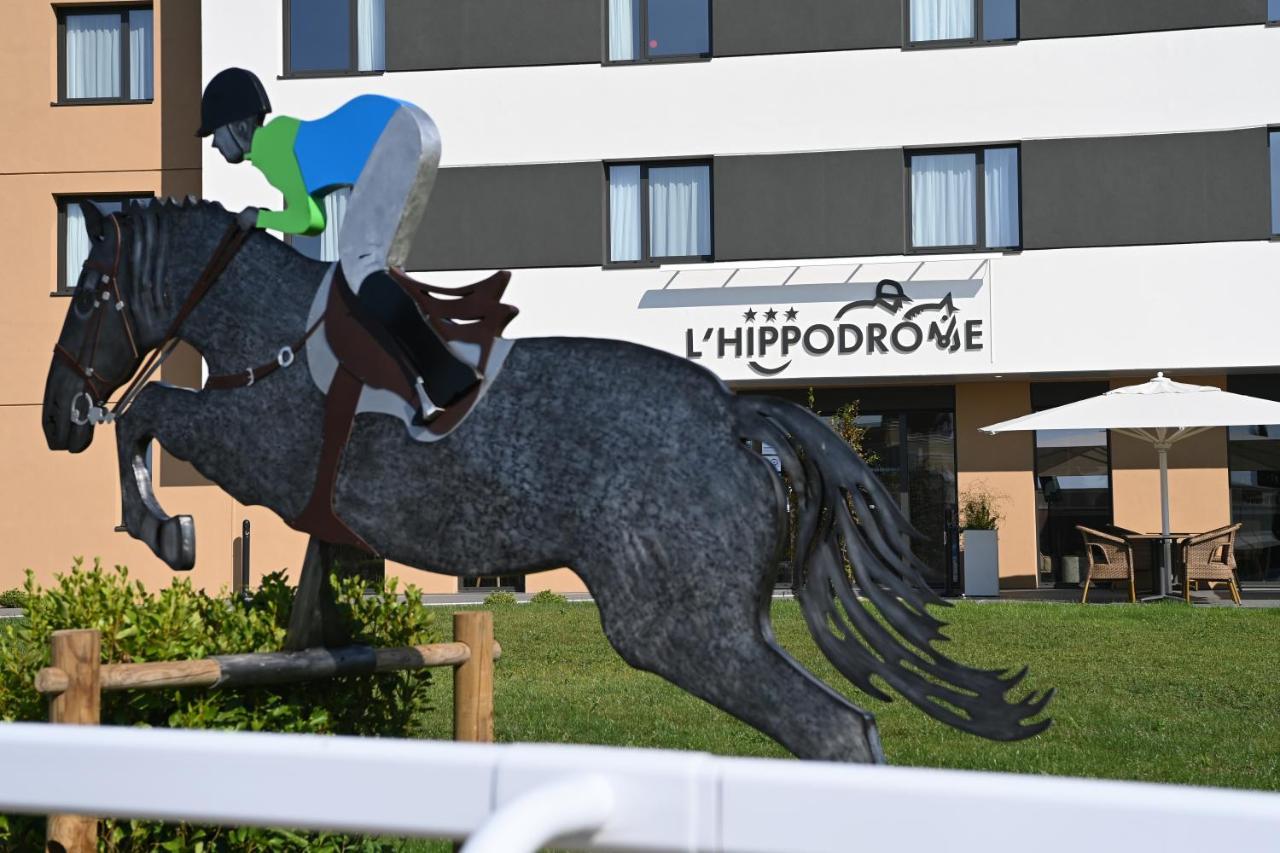 Brit Hotel Ploermel - Hotel De L'Hippodrome Zewnętrze zdjęcie